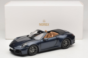 Porsche 911 992.2 Carrera Cabriolet Yachting Blue Norev 1:18 187180 Druckguss — Bild 8 von 8