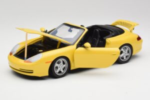 Porsche 911 996 Cabriolet Speed Gelb UT Models 1:18 27906 Druckguss — Bild 2 von 8