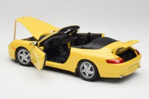 Porsche 911 996 Cabriolet Speed Gelb UT Models 1:18 27906 Druckguss — Bild 5 von 8