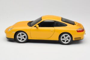 Porsche 911 996 Carrera 4S Gelb Maisto 1:18 WAP02101610 Druckguss — Bild 4 von 8