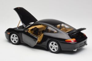 Porsche 911 996 Carrera Schwarz Gate 1:18 1043 Druckguss — Bild 5 von 8