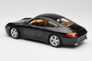 Porsche 911 996 Carrera Schwarz Gate 1:18 1043 Druckguss — Bild 7 von 8