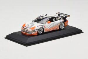 Porsche 911 996 GT3 Cup Mobil 1 #1 VIP Car 2004 Minichamps 1:43 WAP02012115-R1 Druckguss — Bild 2 von 4