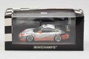 Porsche 911 996 GT3 Cup Mobil 1 #1 VIP Car 2004 Minichamps 1:43 WAP02012115-R1 Druckguss — Bild 4 von 4