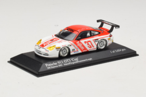 Porsche 911 996 GT3 Cup #37 Matos / Fitzgerald Rolex 24 at Daytona 2005 Minichamps 1:43 400056237 Druckguss — Bild 2 von 4
