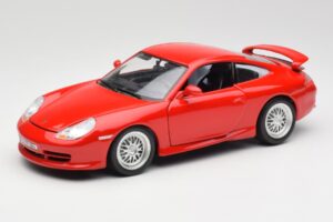Porsche 911 996 GT3 Strasse Rot Bburago 1:18 30395 Druckguss