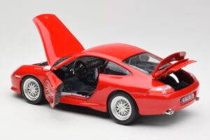 Porsche 911 996 GT3 Strasse Rot Bburago 1:18 30395 Druckguss — Bild 5 von 8