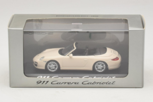 Porsche 911 997 Carrera Cabriolet Weiß Minichamps 1:43 WAP02001118 Druckguss — Bild 4 von 5
