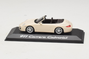 Porsche 911 997 Carrera Cabriolet Weiß Minichamps 1:43 WAP02001118 Druckguss — Bild 5 von 5