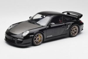 Porsche 911 997 GT2 RS Schwarz & Silber Felgen Minichamps 1:18 100069401 Druckguss
