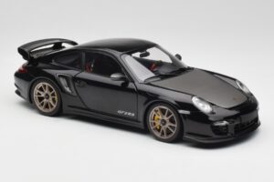 Porsche 911 997 GT2 RS Schwarz & Silber Felgen Minichamps 1:18 100069401 Druckguss — Bild 6 von 8