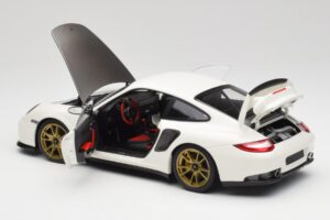 Porsche 911 997 GT2 RS Weiß & Gold Felgen Minichamps 1:18 100069406 Druckguss — Bild 5 von 8