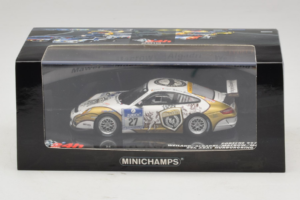 Porsche 911 997 GT3 Cup #27 24 Hours of Nurburgring 2010 Minichamps 1:43 437106727 Druckguss — Bild 4 von 4
