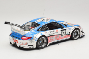 Porsche 911 997 GT3 R #123 Muhlner Motorsport E. Fumal / E. Thiry 24 Hours of Spa 2011 Minichamps 1:18 151118923 Druckguss — Bild 2 von 6