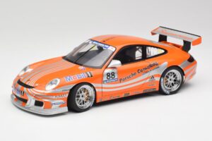 Porsche 911 997 GT3 R #88 Porsche Consulting 2005 AUTOart 1:18 77821 Druckguss