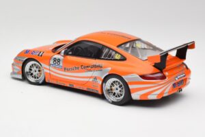 Porsche 911 997 GT3 R #88 Porsche Consulting 2005 AUTOart 1:18 77821 Druckguss — Bild 7 von 8
