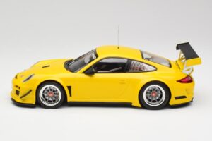 Porsche 911 997 GT3 R Street Racing Gelb Minichamps 1:18 151108902 Druckguss — Bild 3 von 6