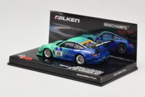 Porsche 911 997 GT3 R #44 Team Falken S. Henzler / P. Dumbreck / M. Ragginger / S. Asch 24 Hours Nurburgring 2011 Minichamps  — Bild 3 von 4