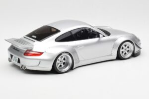 Porsche 911 997 RWB Abu Dhabi IXO 1:18 18CMC166 Druckguss — Bild 2 von 6