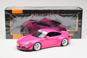 Porsche 911 997 RWB Pink IXO 1:18 18CMC167 Druckguss — Bild 5 von 5