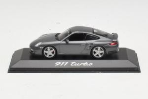 Porsche 911 997 Turbo Grey Metallic Minichamps 1:43 WAP02013116 Druckguss