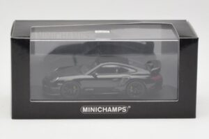 Porsche 911 997.2 GT2 RS Schwarz mit Schwarzen Felgen Minichamps 1:43 400069404 Druckguss — Bild 4 von 4