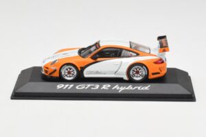 Porsche 911 GT3 R Hybrid 997.2 Presentation White Orange Minichamps 1:43 WAP0201170B Druckguss