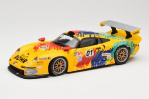 Porsche 911 GT1 #1 D. Rohr / R. Pilgrim / A. McNish 1997 UT Models 1:18 39724 Druckguss