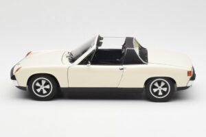 Porsche 914/6 Hellelfenbein AUTOart 1:18 77933 Druckguss — Bild 4 von 8