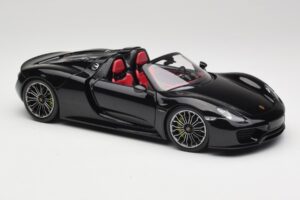 Porsche 918 Spyder Basalt Schwarz Metallic Minichamps 1:18 110062431 Druckguss — Bild 6 von 8
