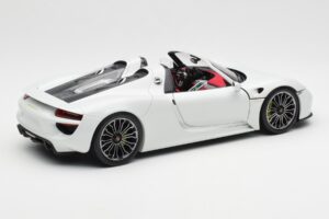 Porsche 918 Spyder Weiß Minichamps 1:18 110062436 Druckguss — Bild 3 von 8