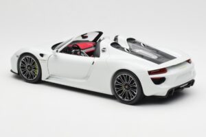 Porsche 918 Spyder Weiß Minichamps 1:18 110062436 Druckguss — Bild 7 von 8