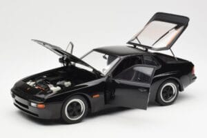 Porsche 924 Carrera GT Schwarz AUTOart 1:18 78001 Druckguss — Bild 2 von 8