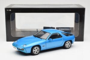 Porsche 928 Blau AUTOart 1:18 77901 Druckguss — Bild 8 von 8