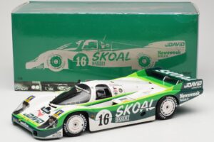 Porsche 956L #16 Skoal Bandit G. Edwards / D. Sears / M. Bleekemolen 24 Hours of Le Mans 1983 Minichamps 1:18 183836916 Druck — Bild 8 von 8