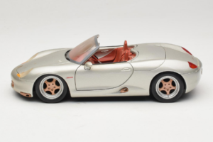 Porsche Boxster 986 Concept Silber Maisto 1:18 50231 Druckguss — Bild 4 von 8