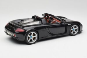 Porsche Carrera GT Schwarz Maisto 1:18 36665 Druckguss — Bild 3 von 8