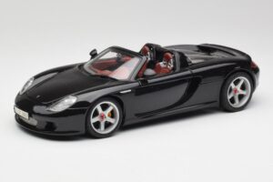 Porsche Carrera GT Schwarz Maisto 1:18 36665 Druckguss