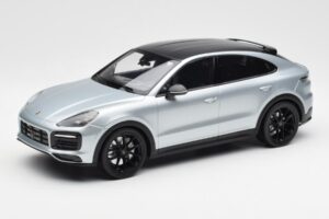 Porsche Cayenne E3 S Coupe Dolo Silber Norev 1:18 WAP0213220K Druckguss
