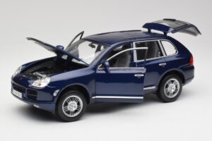 Porsche Cayenne S 9PA Dark Sea Blau Metallic Maisto 1:18 31635 Druckguss — Bild 2 von 8