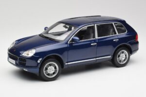 Porsche Cayenne S 9PA Dark Sea Blau Metallic Maisto 1:18 31635 Druckguss