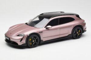 Porsche Taycan Turbo S Cross Turismo Metallic Pink GT Spirit 1:18 GT440 Resin