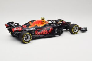 Red Bull Racing Honda RB16B #11 S. Perez Mexican GP 2021 Minichamps 1:18 110211911 Druckguss — Bild 2 von 6