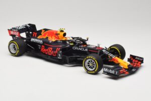 Red Bull Racing Honda RB16B #11 S. Perez Mexican GP 2021 Minichamps 1:18 110211911 Druckguss — Bild 4 von 6