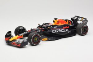 Red Bull Racing RB19 #1 M. Verstappen Winner Spanish GP 2023 Minichamps 1:18 110230801 Druckguss