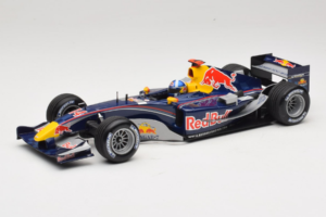 Red Bull RB1 Cosworth #14 D. Coulthard Red Bull Racing Showcar 2005 Minichamps 1:18 100050014 Druckguss