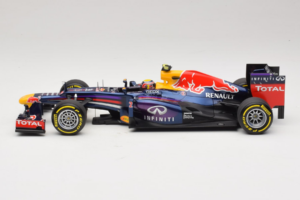 Red Bull RB9 Renault #2 M. Webber Infiniti Red Bull Racing Showcar 2013 Minichamps 1:18 110130072 Druckguss — Bild 3 von 6