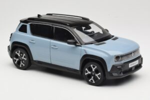 Renault 4 E-Tech Electric Cloud Blue Norev 1:18 185521 Druckguss — Bild 6 von 8