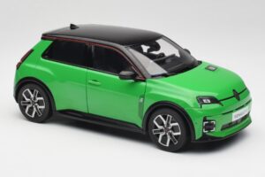 Renault 5 E-Tech Electric Pop Grün & Schwarz Norev 1:18 185502 Druckguss — Bild 6 von 8