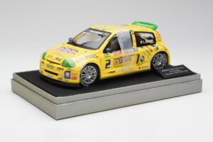 Renault Clio Sport #2 E. Rangoni Renault Clio Trophy Winner 2000 Universal Hobbies 1:18 7711218616 Druckguss